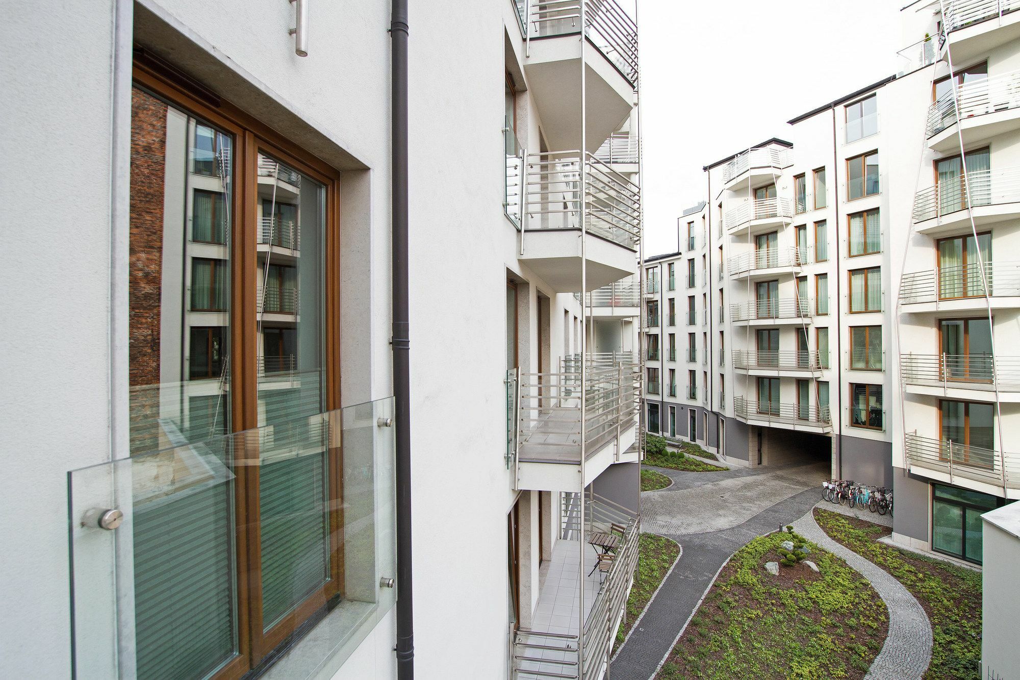 Wawel Luxury Apartments By Amstra Kraków Exteriör bild